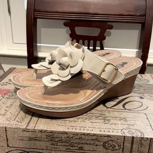 Sandals Cream Ivory 7.5
